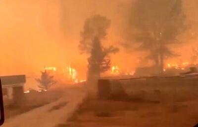  ادامه آتش‌سوزی گسترده در بریتیش کلمبیا؛ خانه‌ها در آتش سوختند/ ویدئو
