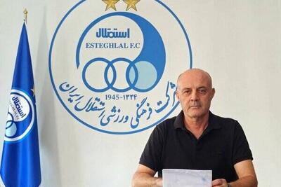  قرارداد مربی خارجی استقلال تمدید شد
