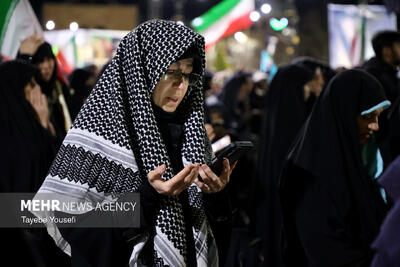 اقامه نماز استغاثه در شهر زنجان