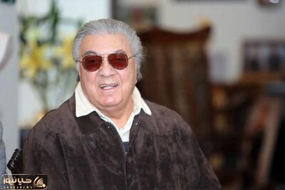  آوازخوانی گلپا برای علی تجویدی در سال‌های پایانی عمر در بیمارستان