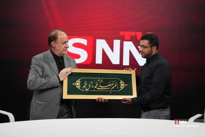 حضور حمیدرضا حاجیبابایی در مجموعه خبرگزاری دانشجو