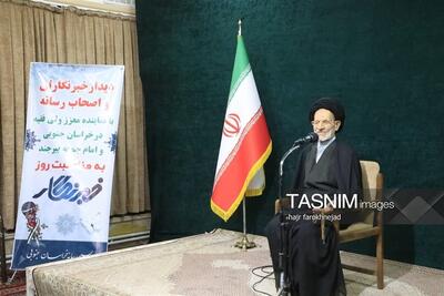 خبرنگاران باید صدای حقیقت را از حصار روایتهای تحمیلی عبور دهند - تسنیم