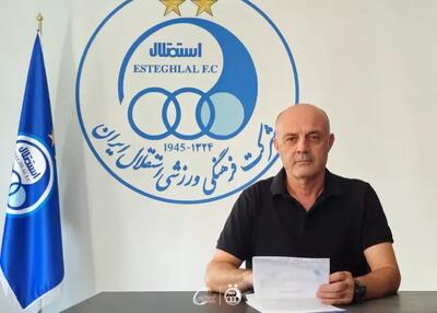  قرارداد مربی خارجی استقلال تمدید شد