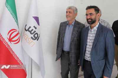  بازدید محمدجواد آذری جهرمی و علی طیب نیا از تحریریه آوش