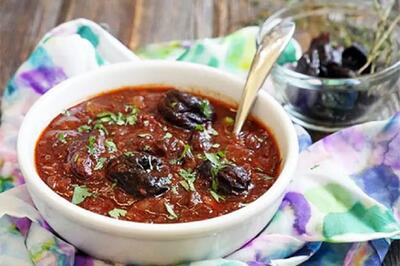 خورشت آلو سمنانی؛ یک غذای مجلسی بدون گوشت