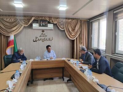 جذب اعتبارات برای احیای واحدهای تولیدی راکد و نیمهفعال اردبیل در اولویت قرار گرفت