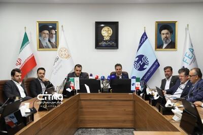  گزارش تصویری سیتنا از مراسم هجدهمین سال حضور شرکت مخابرات در بورس و نشست خبری مدیرعامل با اصحاب رسانه