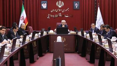  وزیر اقتصاد: حمایت از تولید و بنگاه‌های اقتصادی در نظام تامین مالی تسریع شود