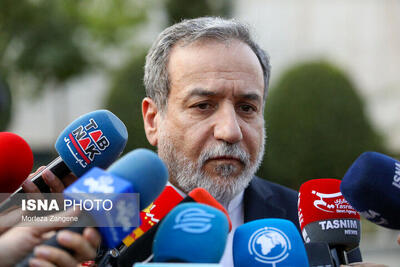 عراقچی: در حال حاضر هیچ مذاکرهای با آمریکا نداریم؛ تبادل پیام از طریق واسطهها انجام میگیرد/توافق احتمالی با عمان درباره مسیرهای دریایی به معنای باز شدن تنگه هرمز نیست