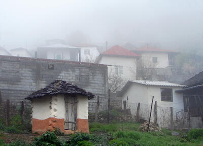  روستای پـِیمُد؛ آرمیده در میان رودخانه، جنگل و کوهستان