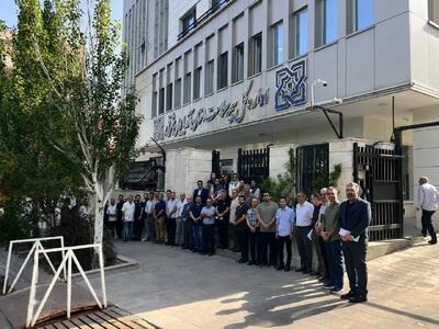 کارگران داروخانهها: مطالبات پرداخت نشود، ما به دردسر میافتیم