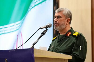 گاهی قلم زدن رسانهها از شمشیر زدن در میدان نبرد اثرگذارتر است