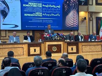  دیپلماسی اقتصادی در کنار دیپلماسی سیاسی تداوم دارد/ اعزام ۳۰ هیات تجاری به کشورهای مختلف ازسوی اتاق ایران