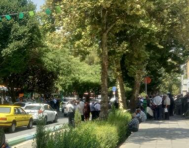  دومین روز تجمع بازنشستگان فولاد در اصفهان/ «متناسب‌سازی» کامل اجرا شود