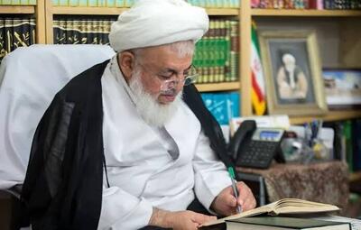  امام جمعه یزد: خبرنگاران در خط مقدم جهاد تبیین قرار دارند