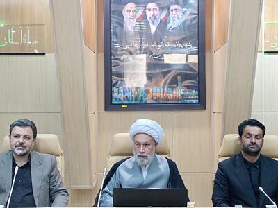 امام جمعه شیراز: خبرنگاران با تحلیل قرآنی، تمدنسازی نوین اسلامی را رقم بزنند