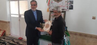 دلجویی مدیرعامل ایرنا از خانواده شهید جنگ تحمیلی سوم در خرمآباد