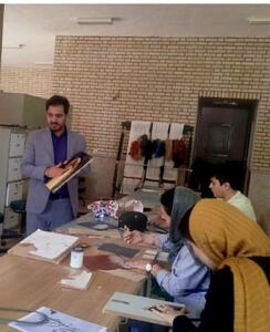  آموزش صنایع‌دستی زمینه‌ساز اشتغال و حفظ هنرهای بومی است