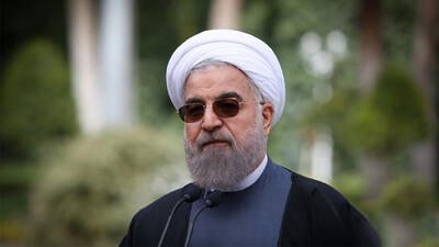 عکس ها/نگاهی به دکوراسیون اتاق کار دلباز حسن روحانی در زمان ریاست جمهوری در خیابان پاستور تهران