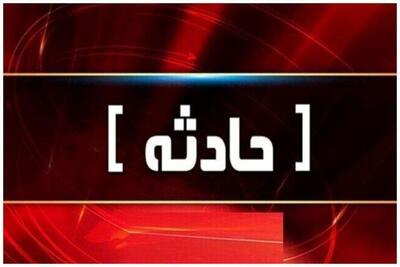 مصدومیت ۱۰ نفر درپی آتش سوزی کارخانه فندک نصیرآباد - سلام نو