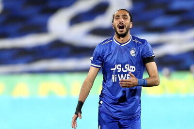  منصوریان به دنبال جذب مدافع سابق استقلال است