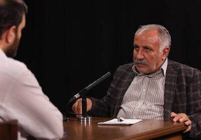 شاعر باید هکر باشد - تسنیم