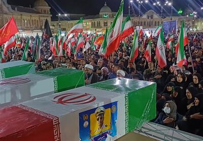 پانزدهمین صعود جانباز دفاع مقدس به دماوند به یاد شهدای ناوشکن دنا - تسنیم
