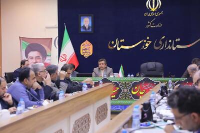 معاون اقتصادی استاندار خوزستان: ۵۰ درصد اعتبارهای اشتغال به سمت کارفرمایی هدایت میشود / تشکیل کارگروه ویژه برای توسعه اشتغال بخش خدمات استان