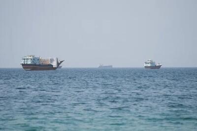 کاهش عبور کشتیها از هرمز؛ بیشتر شناورها از مسیر ایرانی گذشتند