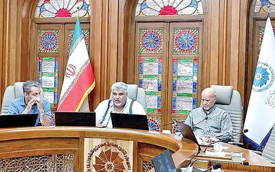 بار مضاعف قطعی برق روی دوش تولید یزد
