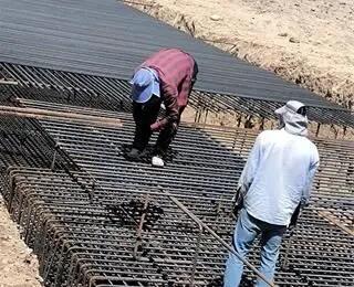 ایست قلبی کارگر ۳۲ ساله/ امدادگران به داد کارگر ساوهای رسیدند