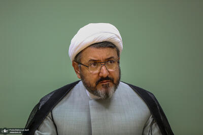 کمساری، رئیس موسسه تنظیم و نشر آثار امام خمینی(س): «حفظ صداقت»، «امانتداری» و «اخلاقمداری» از اصول اخلاقی امام بود/ مردم در اندیشه امام تشریفاتی نیستند/ حرکت بر مدار اصول اندیشه امام، ماهیت «جماران» را شکل میدهد