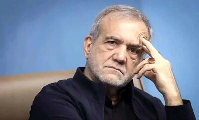 منافقین داخلی می خواهند رئیس جمهور را از صحنه خارج کنند/ با سیستمهای امنیتی و محدودیتهای شدید نمیتوان ذهن مردم را کنترل کرد/ از اینکه می بینیم زن ۷۰ - ۸۰ سالهای در سطلهای زباله به دنبال مواد بازیافتی میگردد، شرمنده میشویم