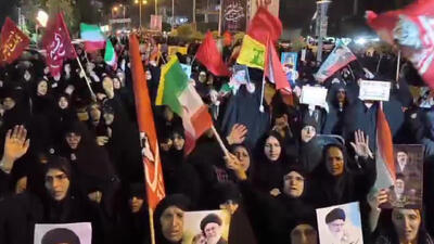  طنین «باید برخاست» در میدان انقلاب گنبدکاووس