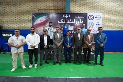  قهرمانان پاورلیفتینگ هرمزگان در بندرعباس معرفی شدند