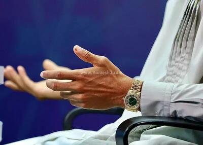 دستهای رامین برای کدام امضا آماده است؟