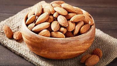 بادام؛ خوراکی محبوبی با ارزش تغذیه ای بالا و چالش های جدی در تولید