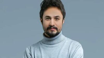  پزشکیان به این خواننده  جایزه داد + عکس