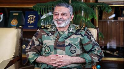  خیلی سعی کردند مرا تربیت کنند که نخندم! +فیلم