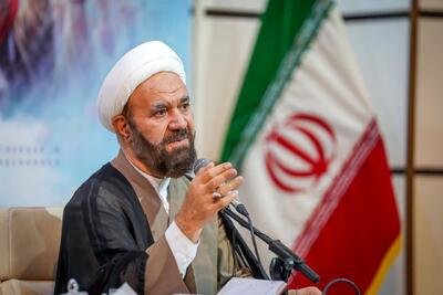  رسانه‌ها باید در جبهه صداقت و آگاهی‌بخشی حرکت کنند