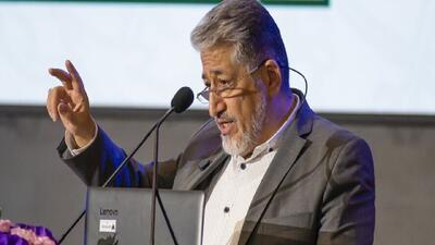 رییس دانشگاه آزاد: دانشگاه نباید در هیچ حالتی تعطیل شود