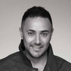  آهنگ «دوست دارم» با صدای ناصر زینعلی