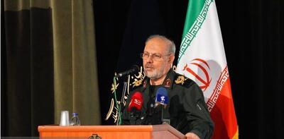 سردار محبی: سرعت افول آمریکا بسیار زیاد است
