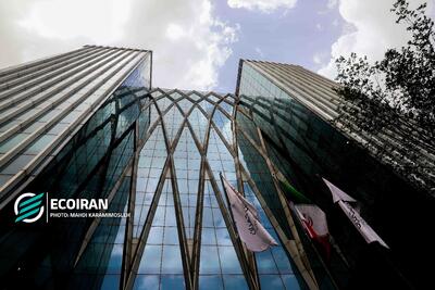 رکوردشکنی کاغذی بورس تهران زیر سایه ریال بی ارزش