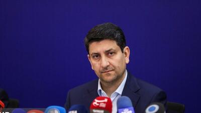 وزیر ارتباطات: یک اقلیت پرهیاهو میگوید اینترنت برای ۱۲ درصد مردم کافی است
