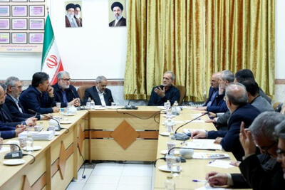 آغاز بهرهبرداری از نیروگاههای خورشیدی مدارس تهران