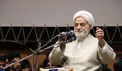 ببینید| حال نامناسب محسن قرائتی روی ویلچر