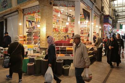 آسوشیتدپرس: ترامپ با شکست سایر استراتژیها برای پایاندادن به جنگ، به اعمال تحریم علیه ایران بازگشت