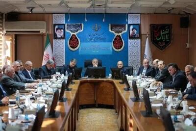 رونمایی از کارت نشاط بانک ایرانزمین برای حمایت دانشآموزان کم برخوردار