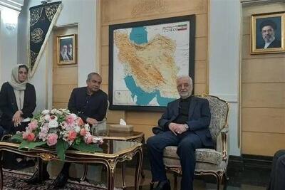 وزیر کشور پاکستان با استقبال مومنی وارد تهران شد - تسنیم